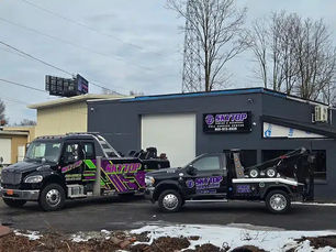 Skytop Towing & Recovery LLC tow trucks assisting vehicles on Connecticut highways and city roads while providing 24/7 towing and recovery services. Image includes light duty, medium duty, and heavy duty towing operations helping cars, SUVs, commercial vans, box trucks, and semi-trucks after breakdowns and accidents. Visual highlights emergency towing services CT, roadside assistance near me, flatbed towing services CT, truck towing company Connecticut, and a trusted towing company CT focused on safety, fast response, and reliable service statewide.
