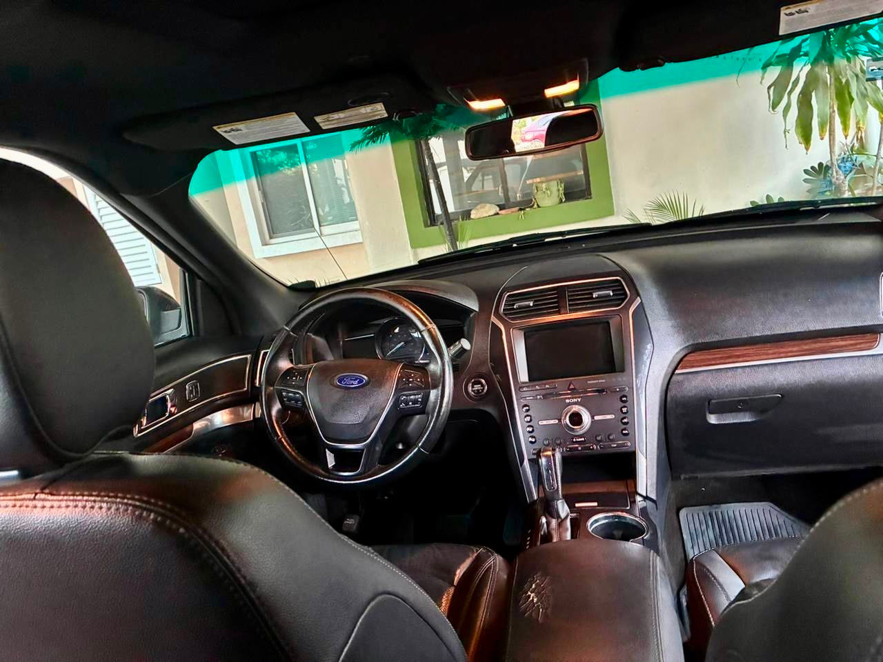 EXPLORER V6 7PAX 2016