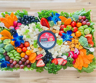 blue flower large veggie board full view.jpg