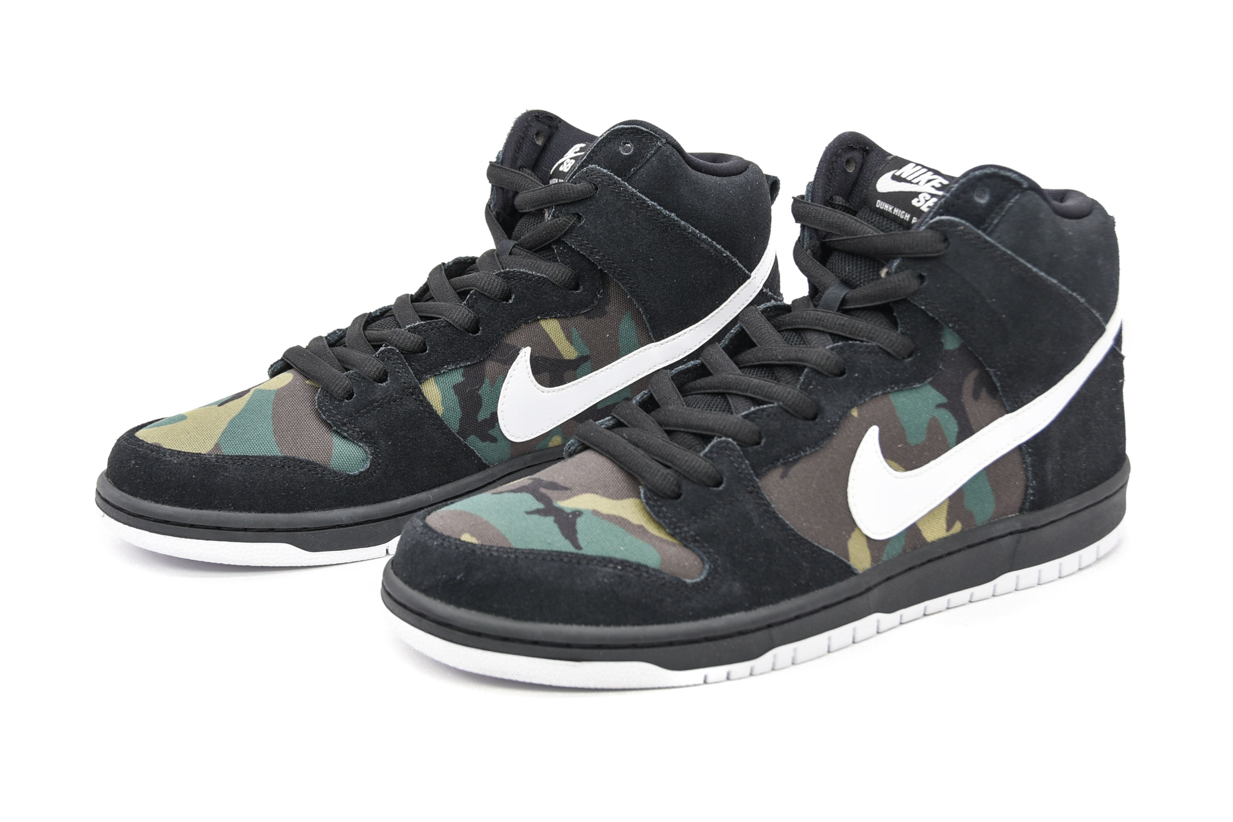 Nike SB Dunk High Camo