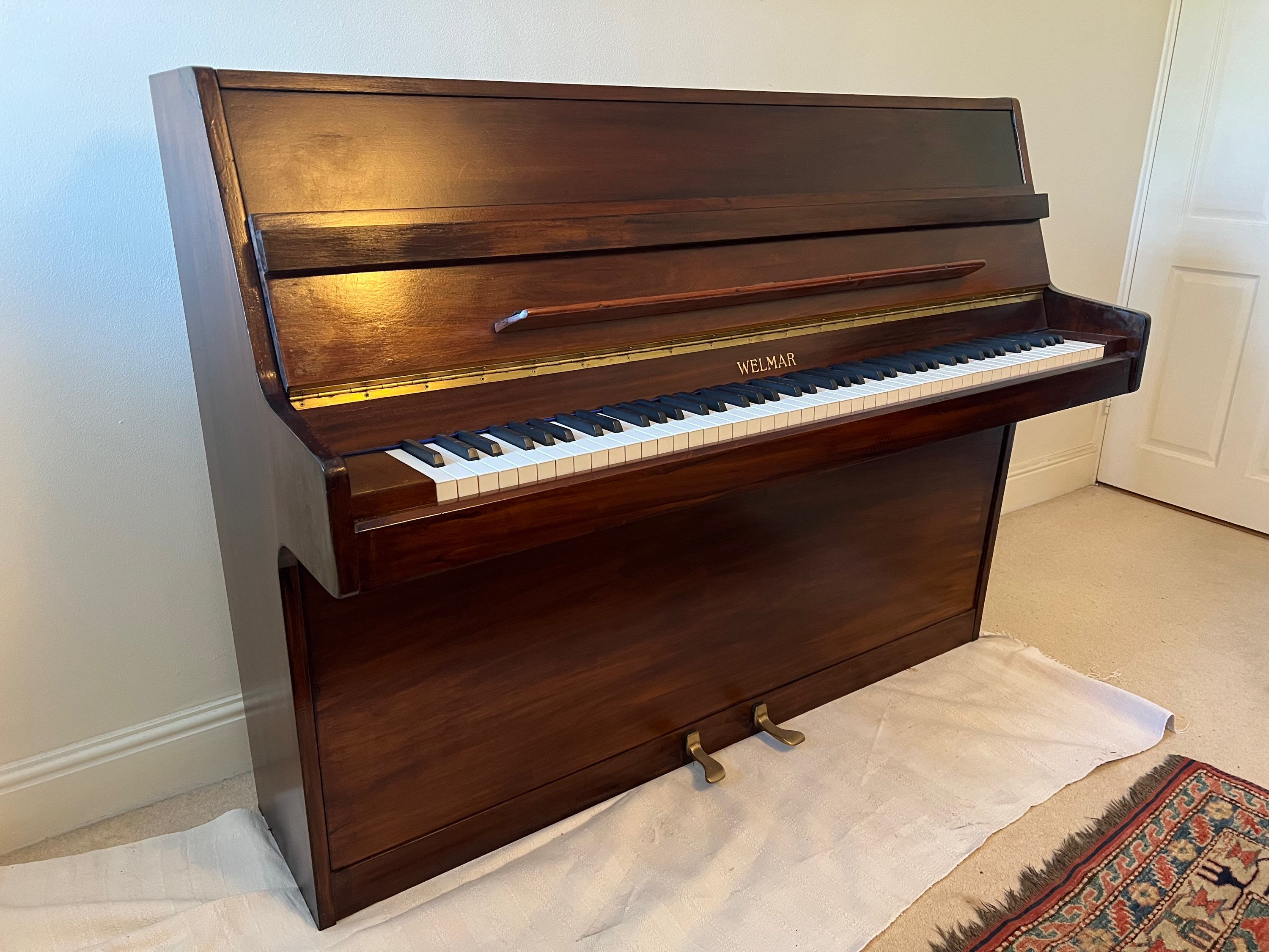 Welmar Studio piano