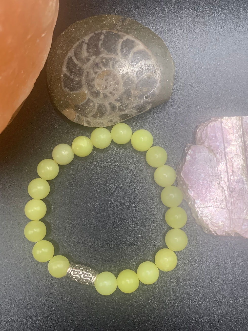 Thumbnail: Handmade Yellow Jade Gemstone Bracelet