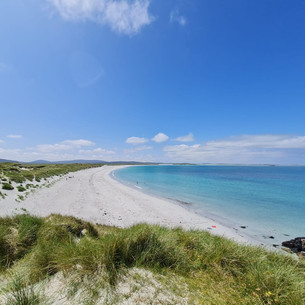 Clachan Sands is a stunning, siolated white sand beach in North Uist, Outer Hebrides which was featured in the Wild Isles BBC documentary. This beach is just 5 minutes walk from our retreat accommodation