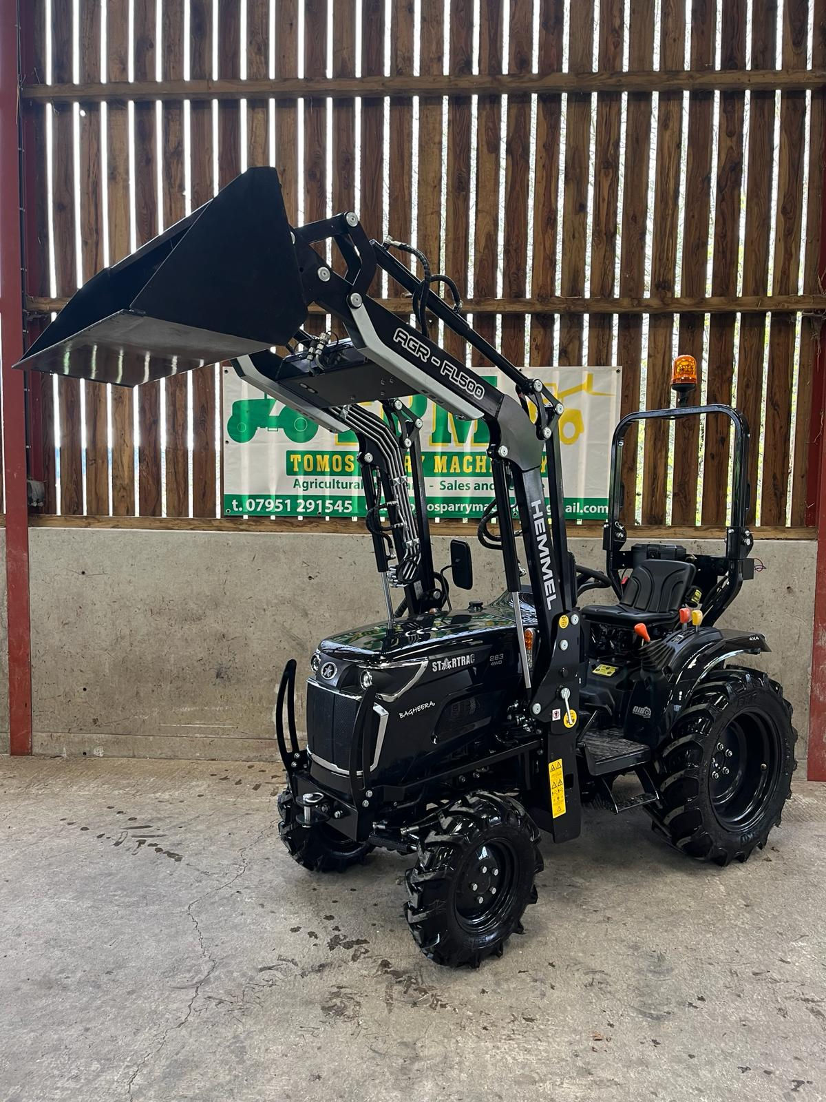 Mitsubishi Startrac 263MT with Front Loader