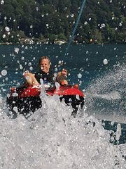 Tubing auf dem Thunersee