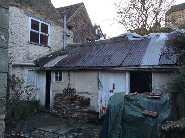 Saunashed yuhasaki ákos juhász