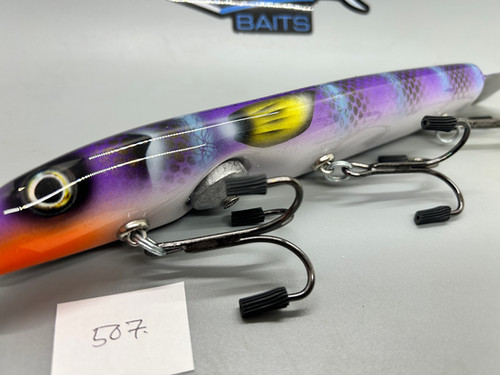 9" Javelin - Image 2