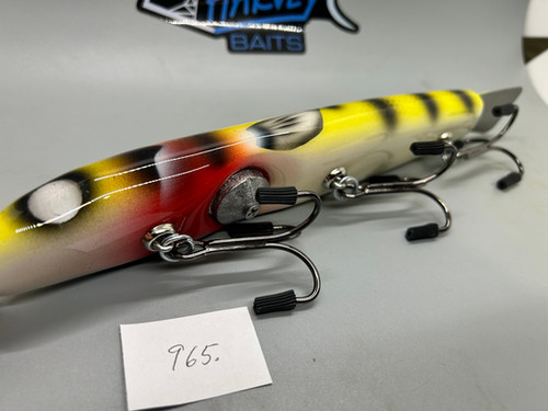 9" Javelin - Image 2