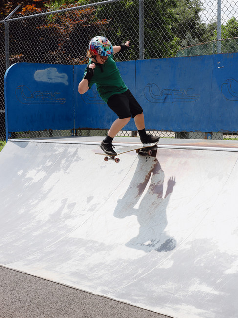 east fishkill skatepark - nose stall on quarter pipe