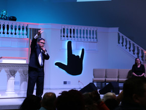 Supporting the Deaf Ministry
