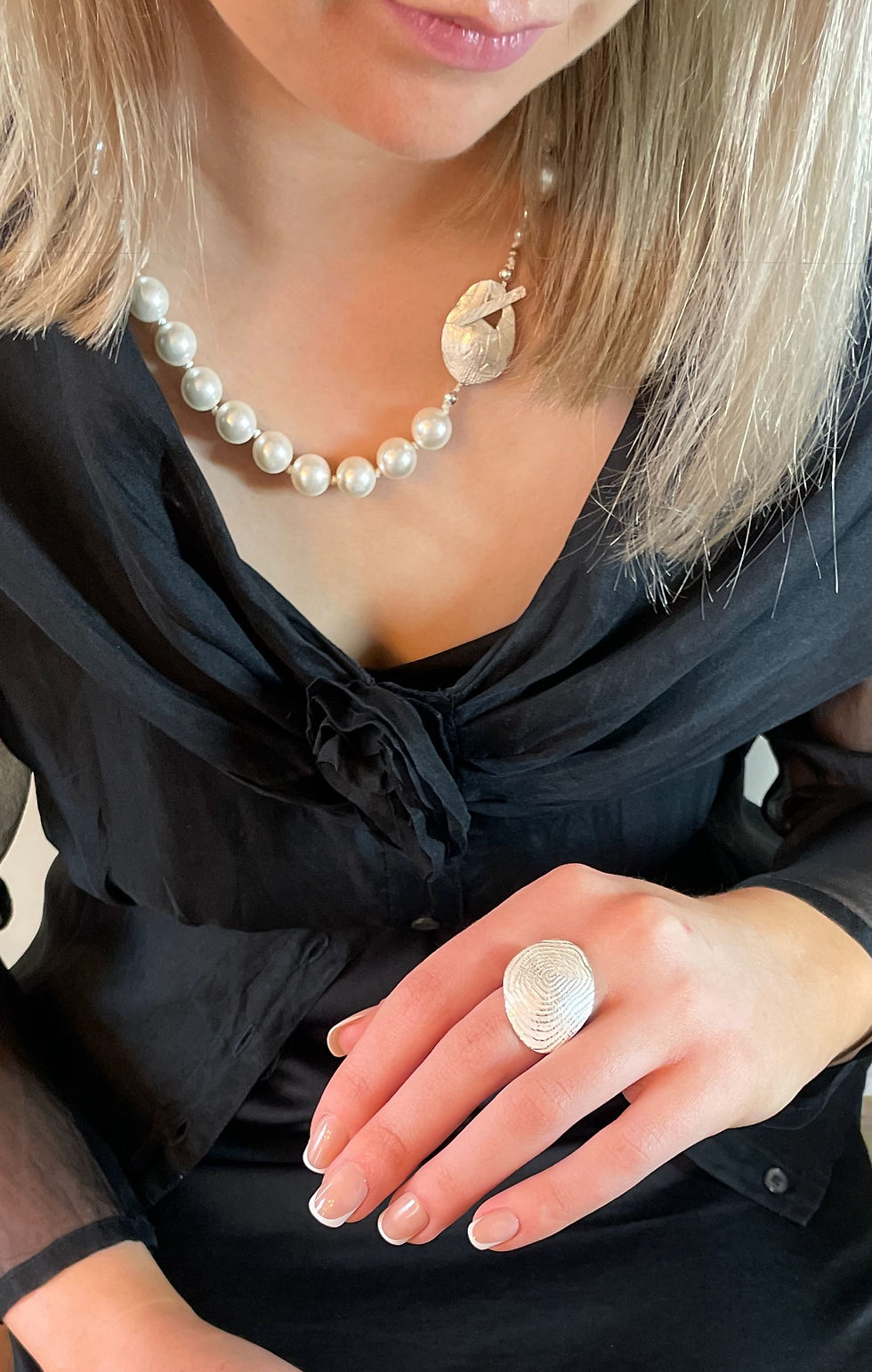 Thumbnail: Downy pearl necklace.