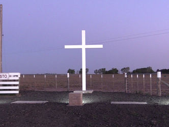 iluminamos la cruz del viajero y peregrino