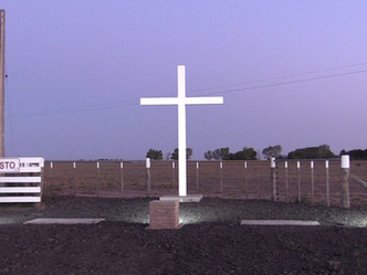 iluminamos la cruz del viajero y peregrino