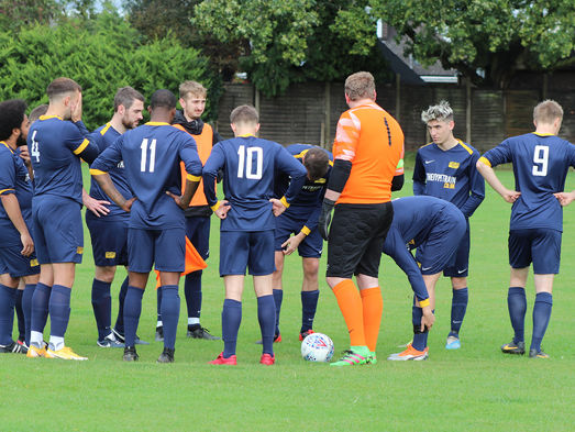 Photo Gallery (03/10/2020): Iver Heath FC vs. Hype Train FC
