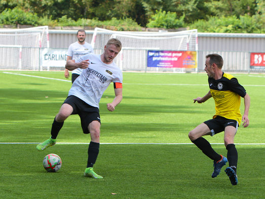 Photo Gallery (27/08/2022): Britwell FC vs. Hype Train FC