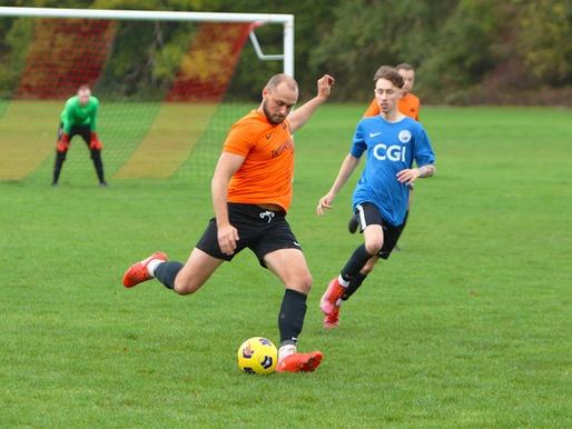 Photo Gallery (30/10/2022): Caversham AFC vs. Hype Train FC
