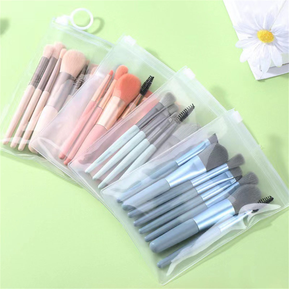 8Pcs Soft Fluffy Makeup Brushes Set for cosmetics Foundation Blush Powder Eyesha