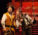 2 performers in Man of La Mancha