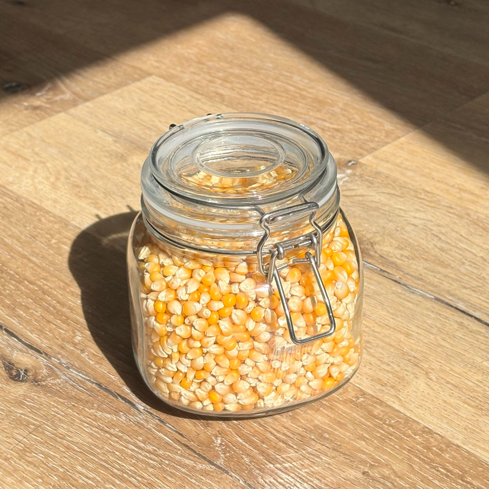 צנצנת זכוכית לאחסון 0.75 ליטר