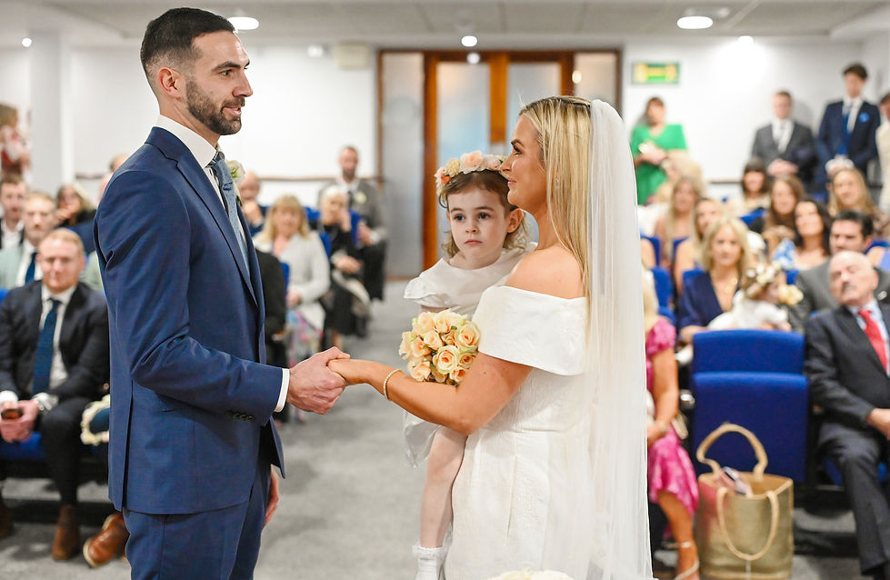 Dublin registry office wedding photographer2.jpg
