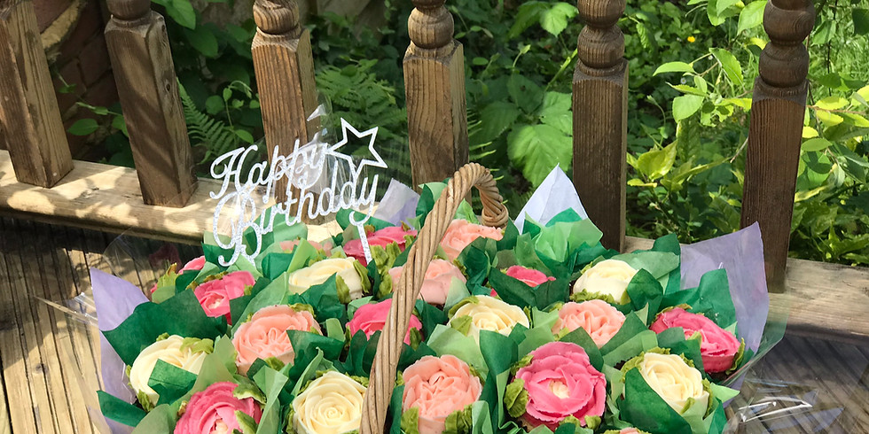 Beginning Beautiful Buttercream Bouquets (3)