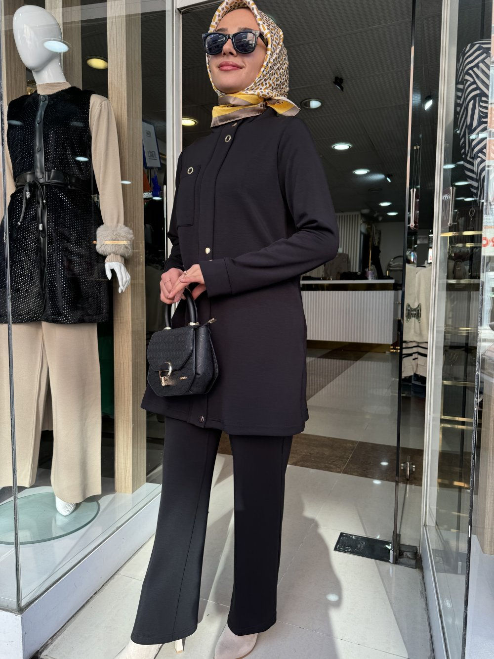 FERMUAR KAPAMALI OYSH TENCEL KUMAŞ PANTOLONLU TAKIM ESSWAAP - Siyah - 2527883