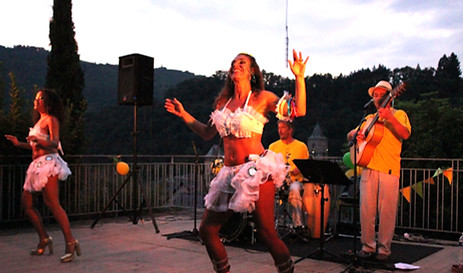 danse scène 1_edited.jpg