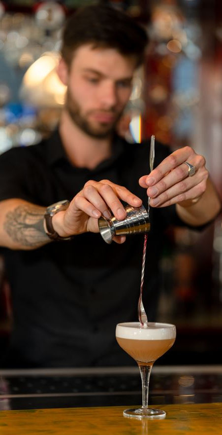 cocktail cursus ruben bentvelzen.JPG