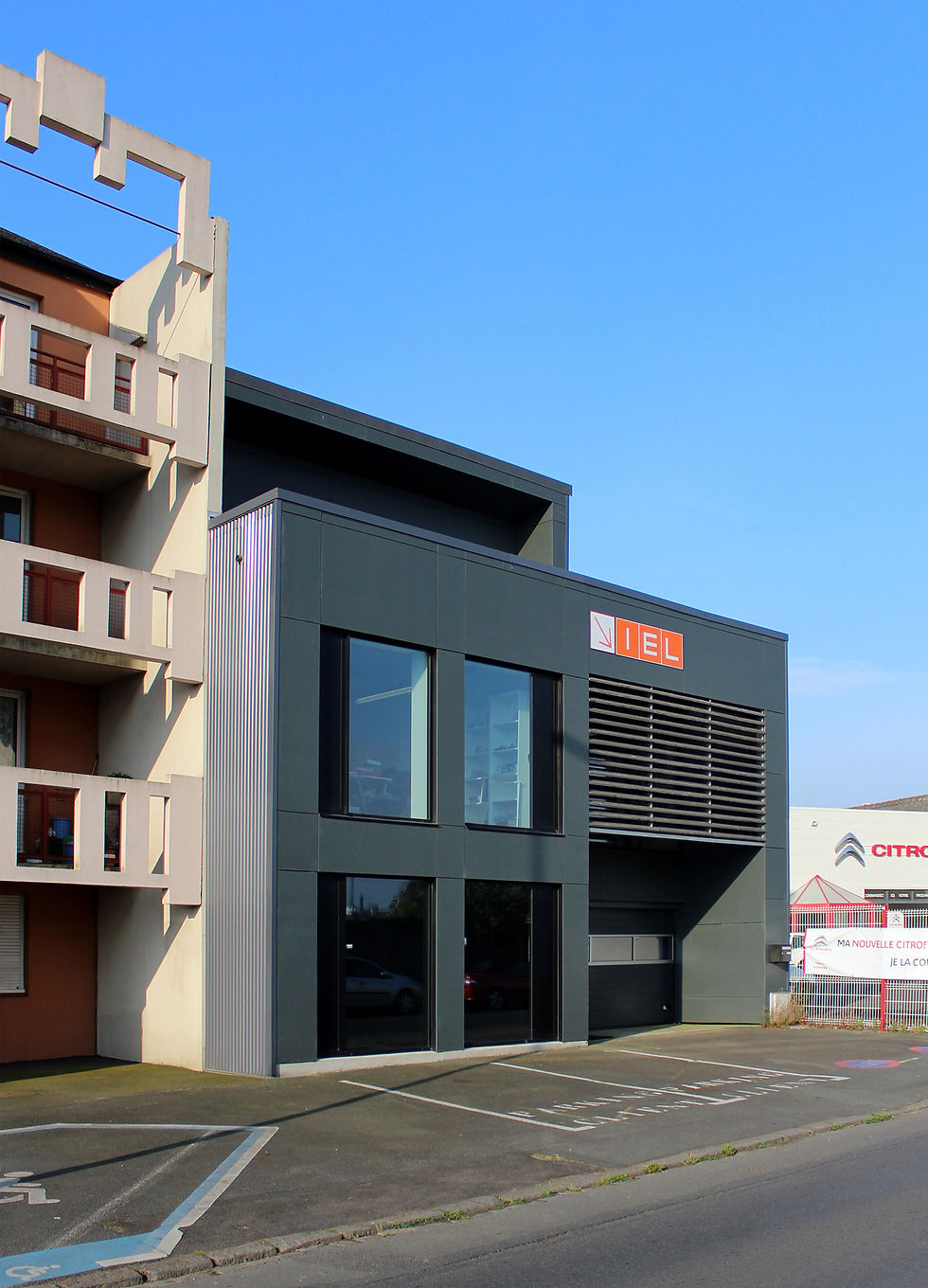 SAINT BRIEUC - Bureaux IEL - 1