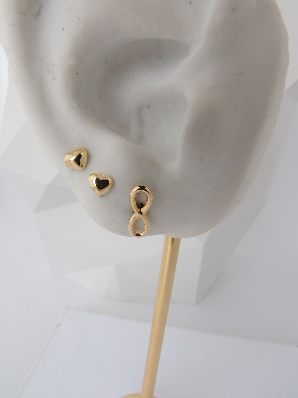 Miniatura: Trio de Brinco delicado com liso pequena.  Folheado a ouro 18k.