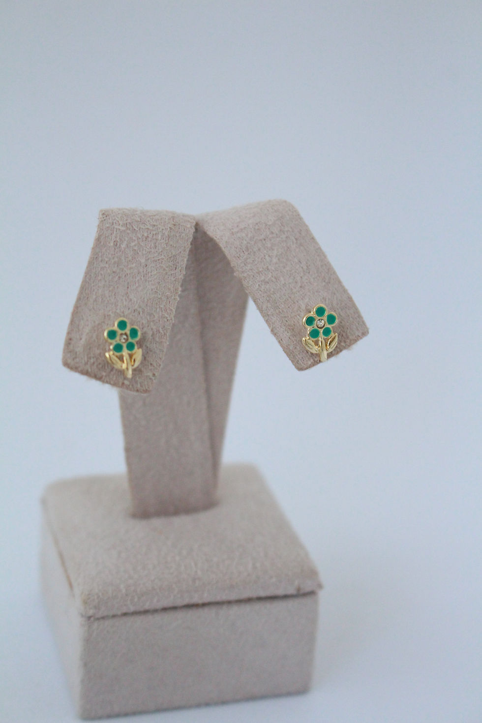 Miniatura: Brinco Infantil Florzinha Verde em Resina.  Folheado ouro 18K