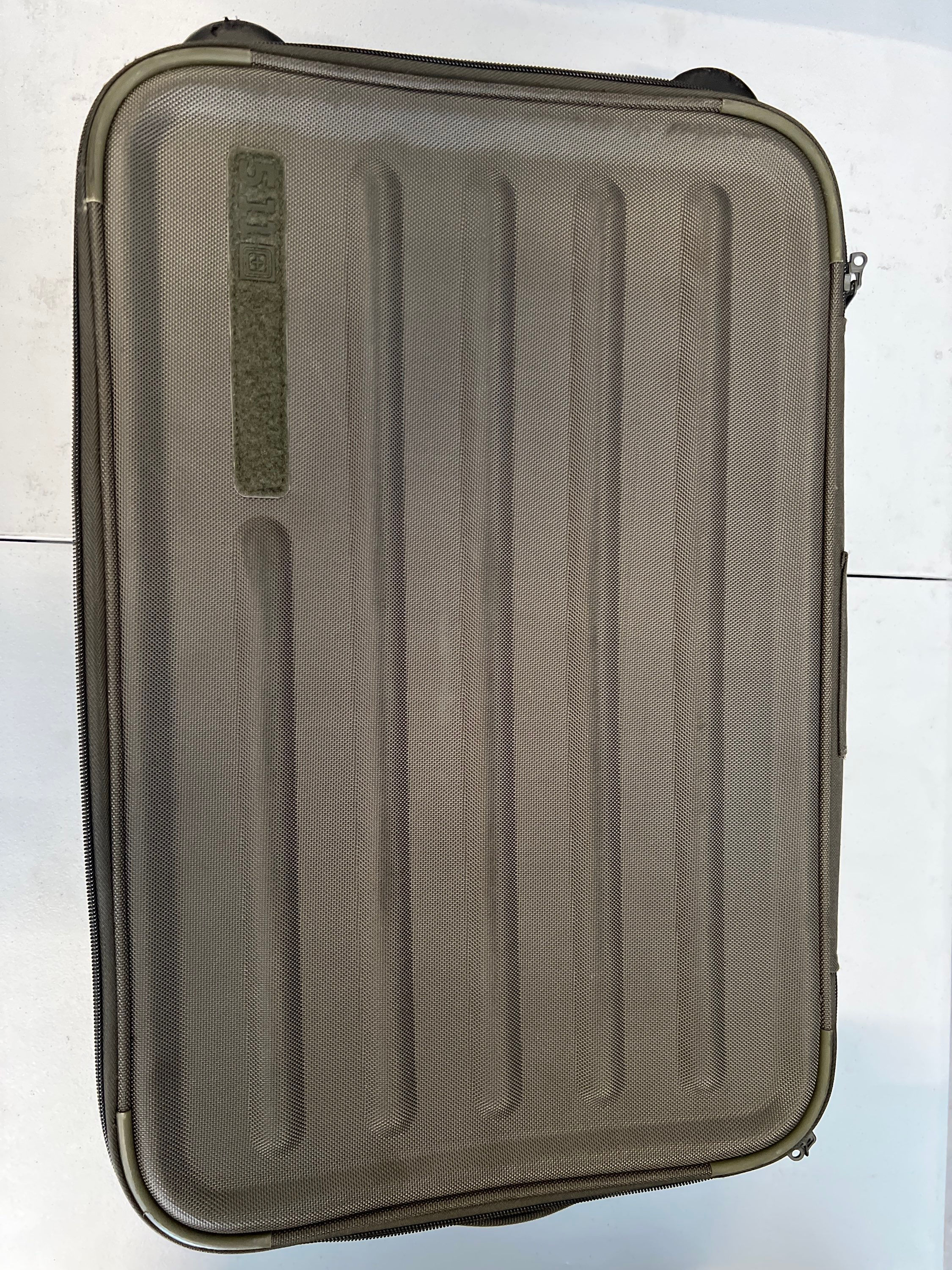 Suitcase (carry on) 22 inch X 15 inch X 8 inch, black 