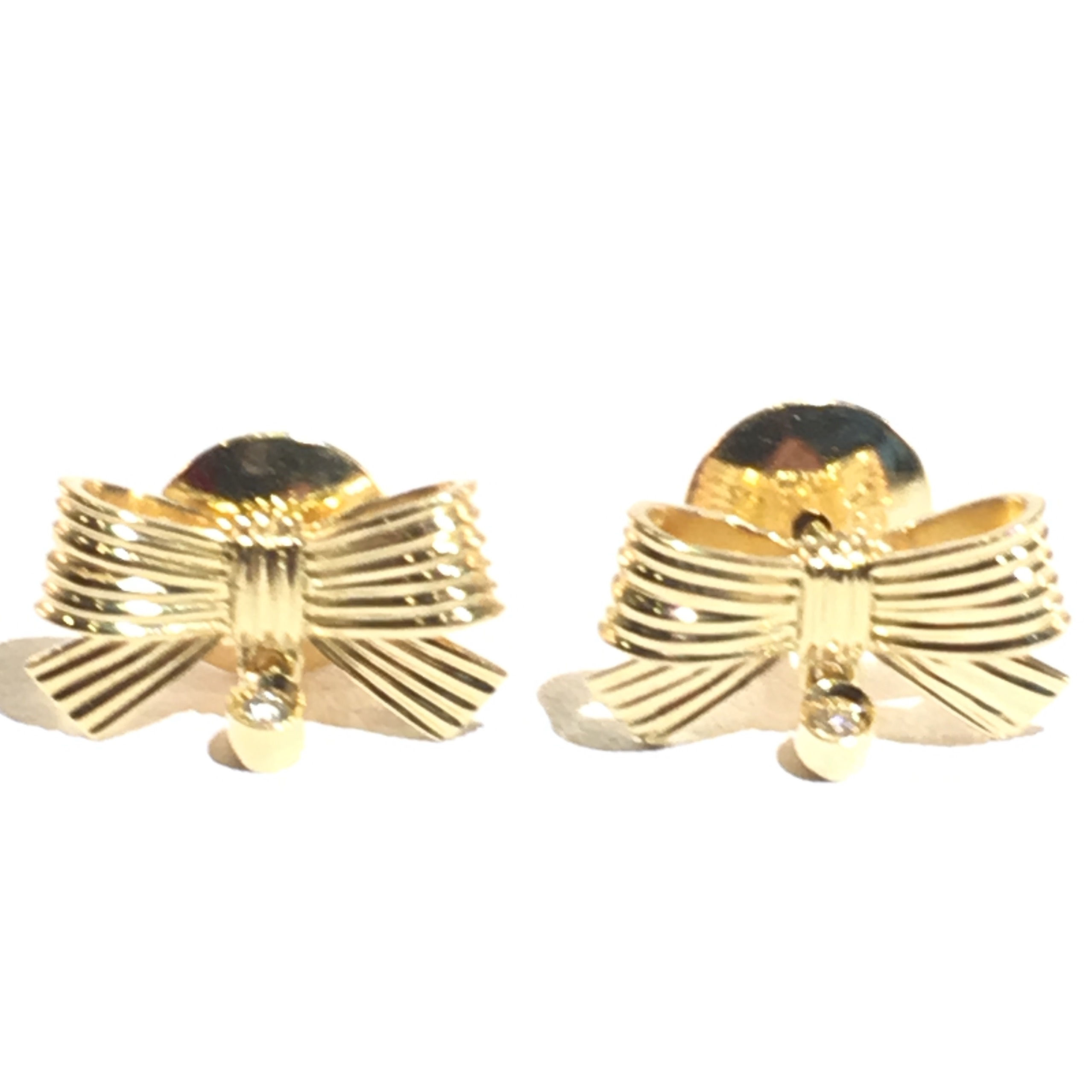 18k Gold Bow Earrings