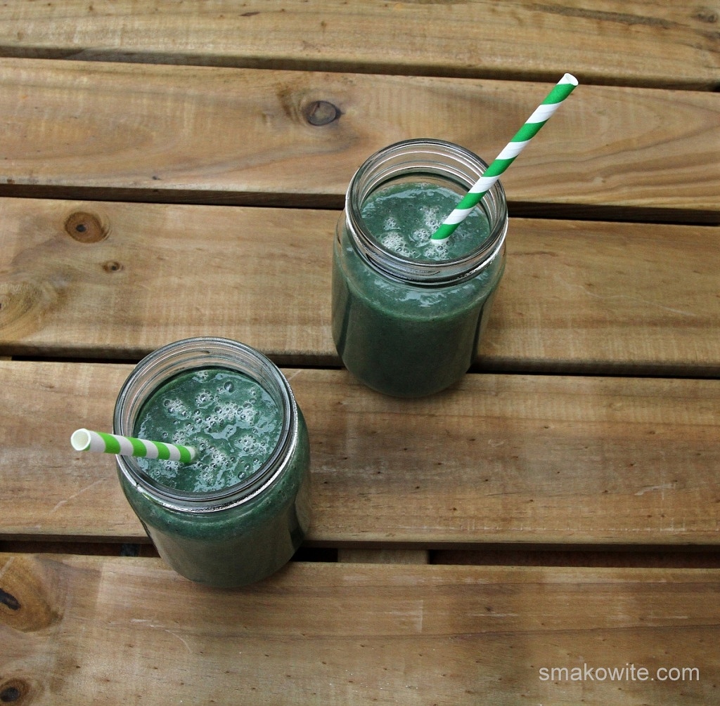 koktajl ze spiruliną owocowy