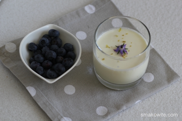 pannacotta jogurtowo-cytrynowa