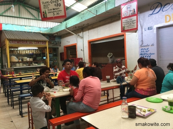 targ atlixco ludzie jedza