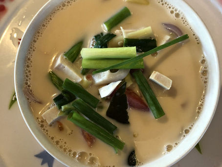 Tom kaa gai