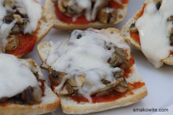 zapiekanki z pieczarkami