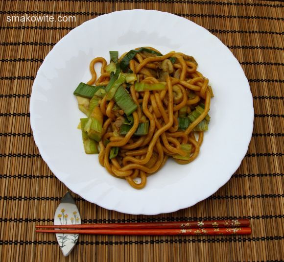 udon z warzywami