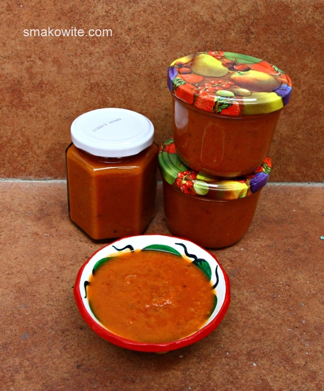 pikantna salsa z papryczkami chipotle