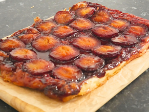 Cheat’s Plum Tarte Tatin | Puff Pastry | Recipe