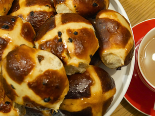 Sticky Hot Crossed Buns | Recipe