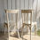Miniature : Paire de chaises bistrot patine blanche 