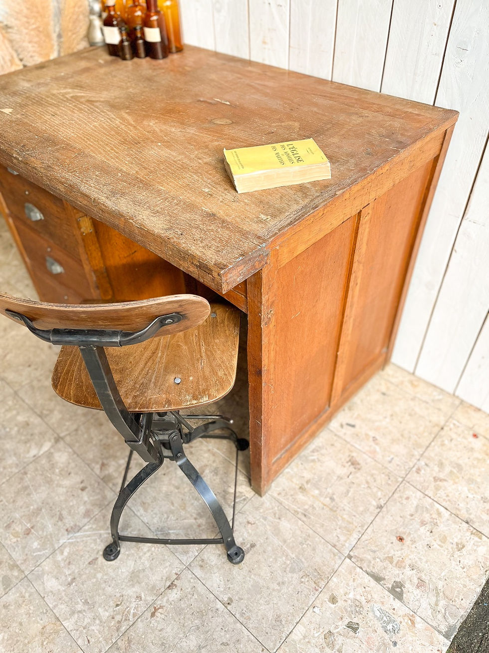 Miniature : Ancien bureau poste de travail 