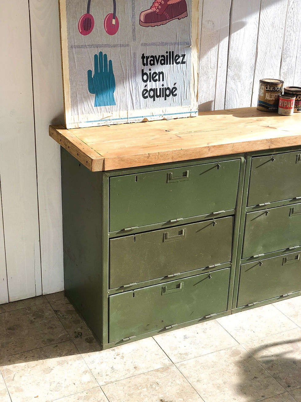 Miniature : Enfilade meubles à clapets militaire 2