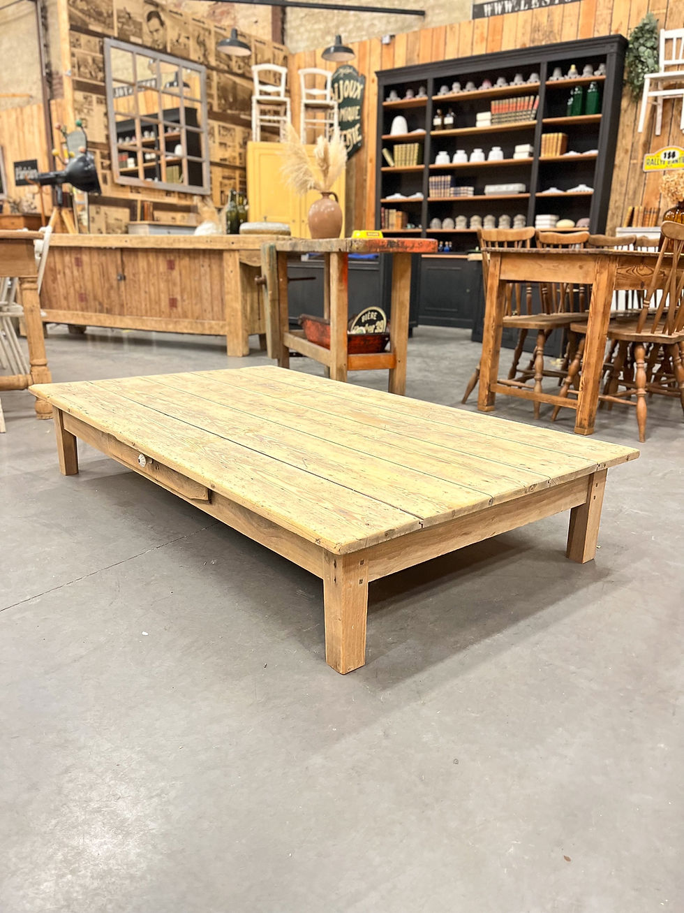 Miniature : Ancienne table basse bois