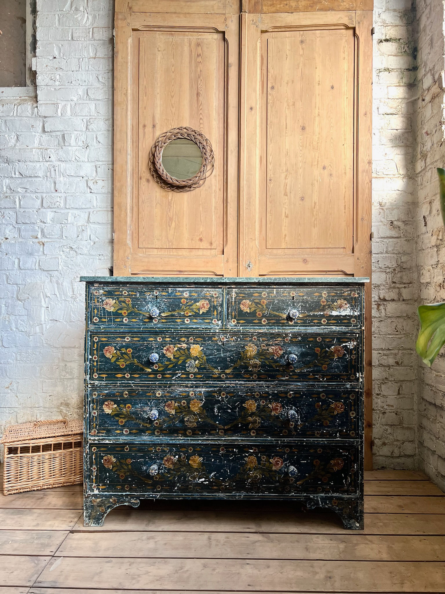 Ancienne commode patine d’origine