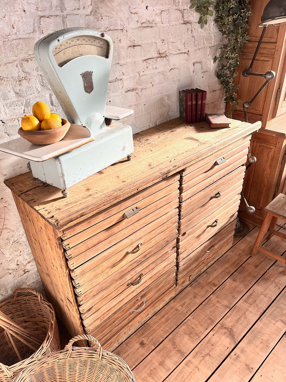 Miniature : Ancien meuble d’imprimerie 8 tiroirs 