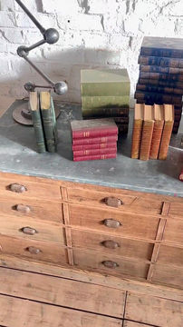 Miniature : Ancien meuble de métier de fleuriste 