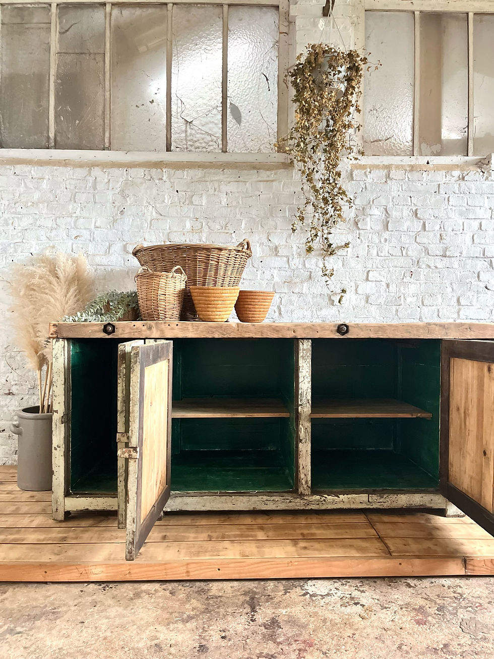 Miniature : Ancien grand établi patine d’origine 